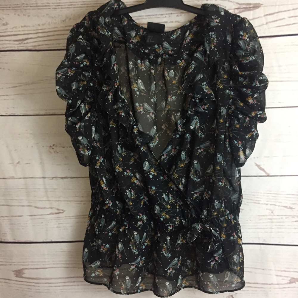H&M sheer short sleeve blouse